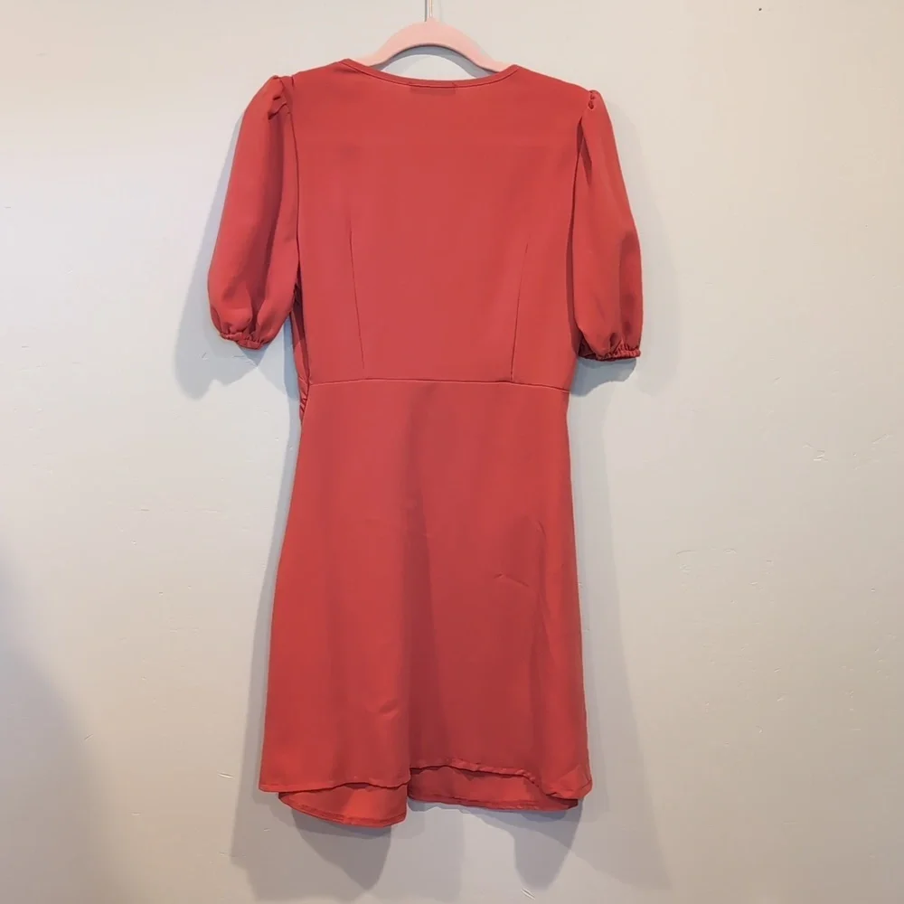 SHEIN Coral Pink V Neck Ruched Front Short Sleeve Mini Dress Size Medium